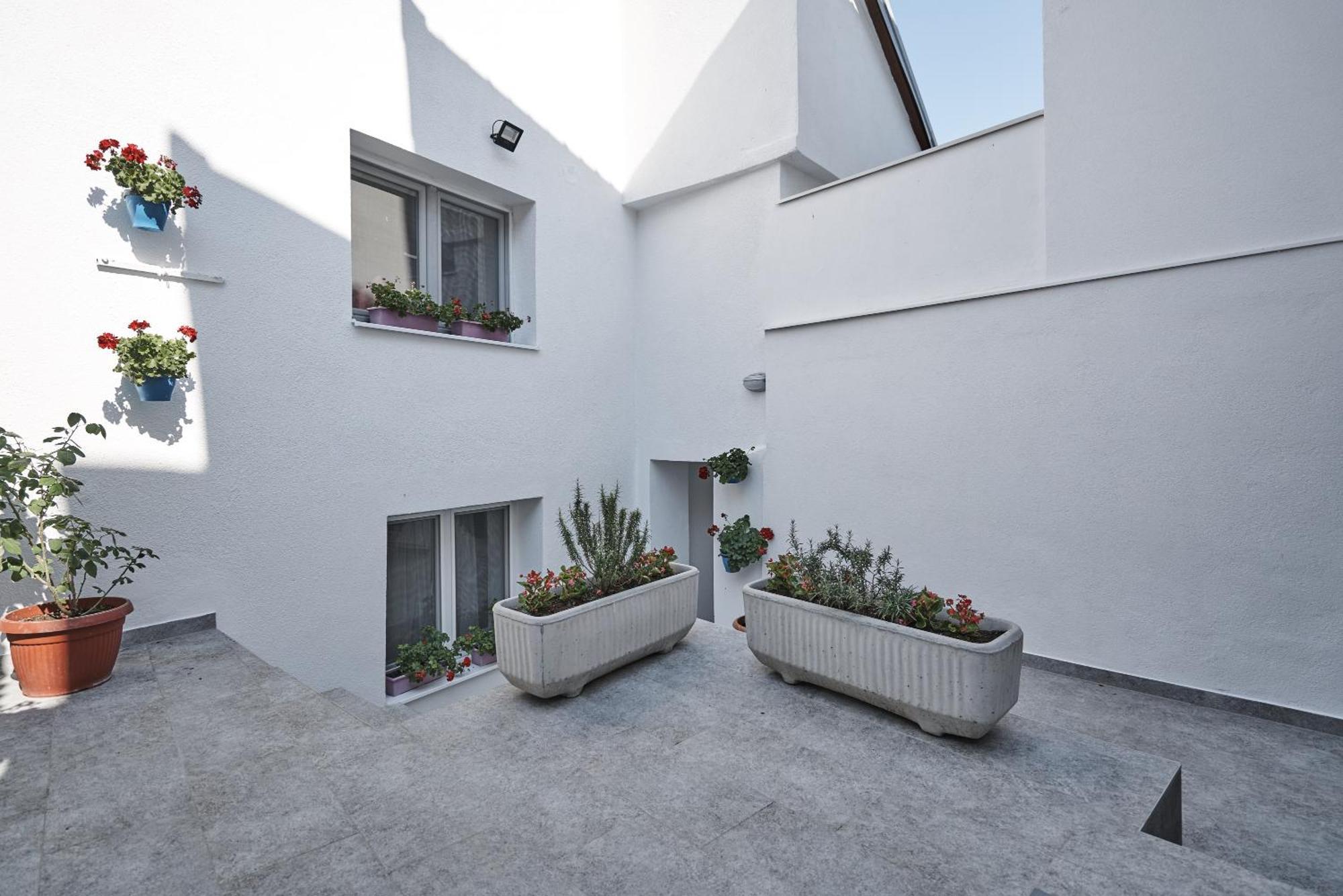 Hotel Pansion Rose Mostar Exterior foto