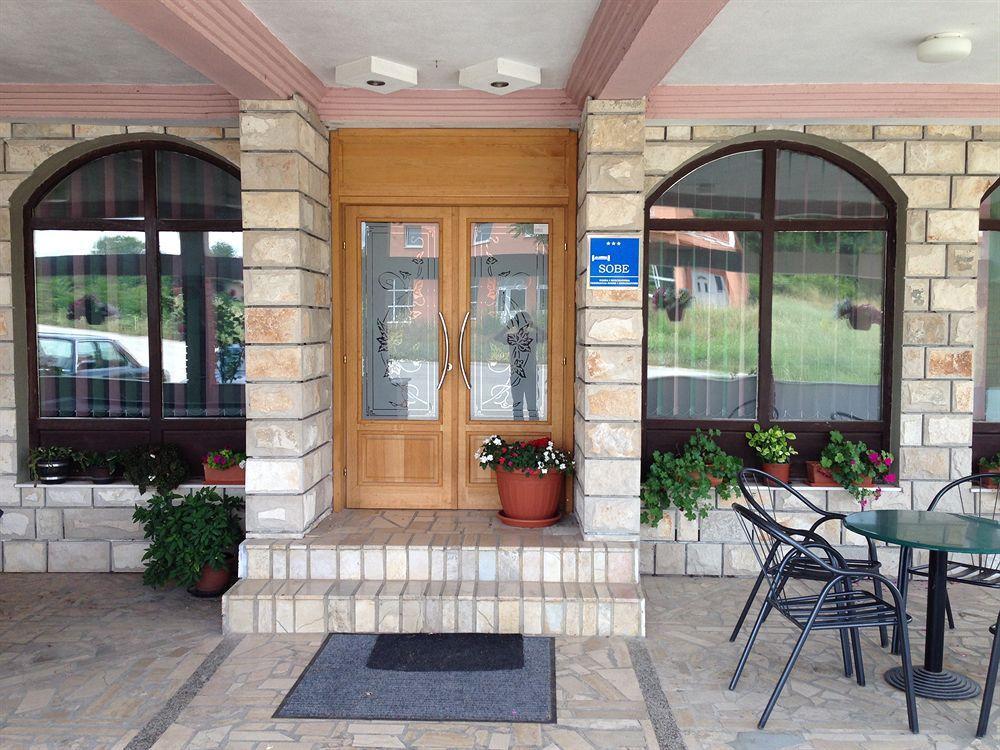 Hotel Pansion Rose Mostar Exterior foto