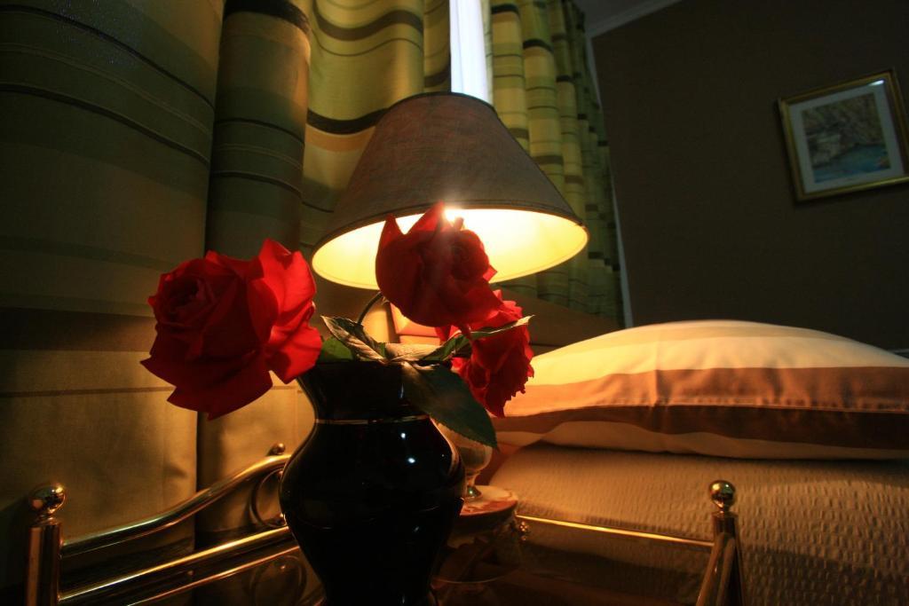 Hotel Pansion Rose Mostar Zimmer foto